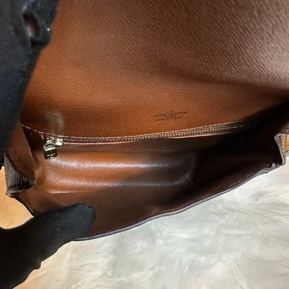 Authentic Louis Vuitton Monogram Saint Cloud PM Crossbody Shoulder Bag - Picture 12 of 16